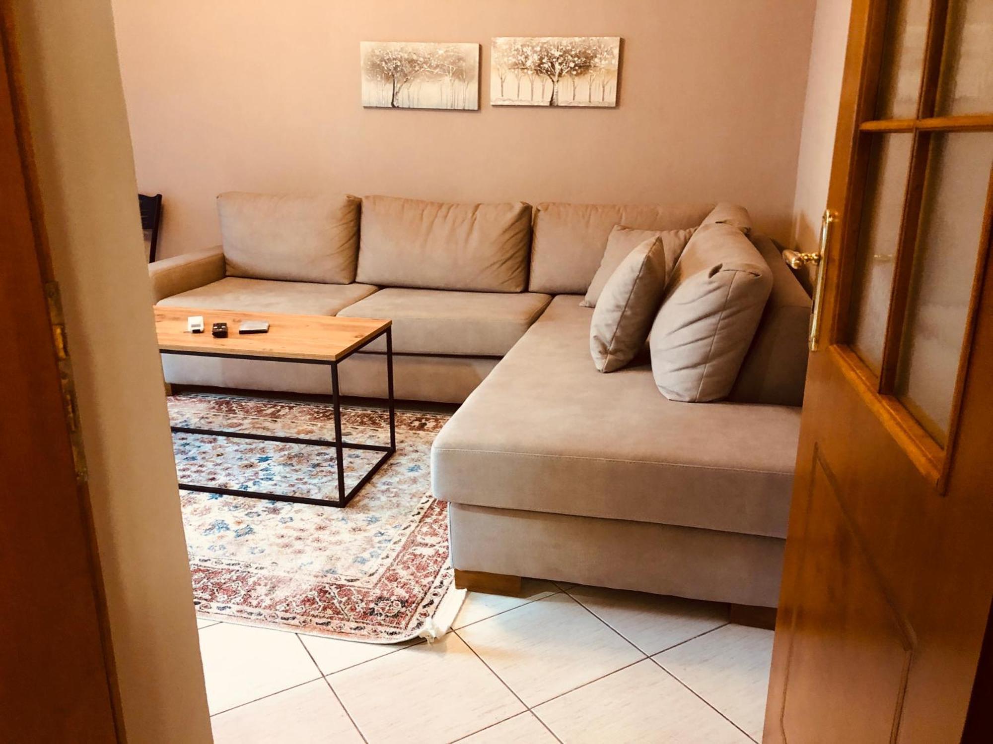 Qemal Stafa Apartment Tirana Exterior photo